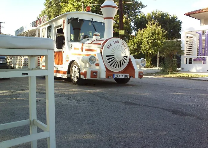 Alexia House Néos Marmarás