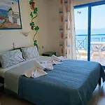 Alexia House Neos Marmaras