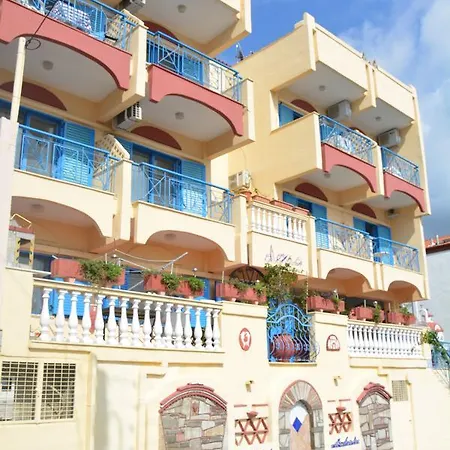 Alexia House * Neos Marmaras